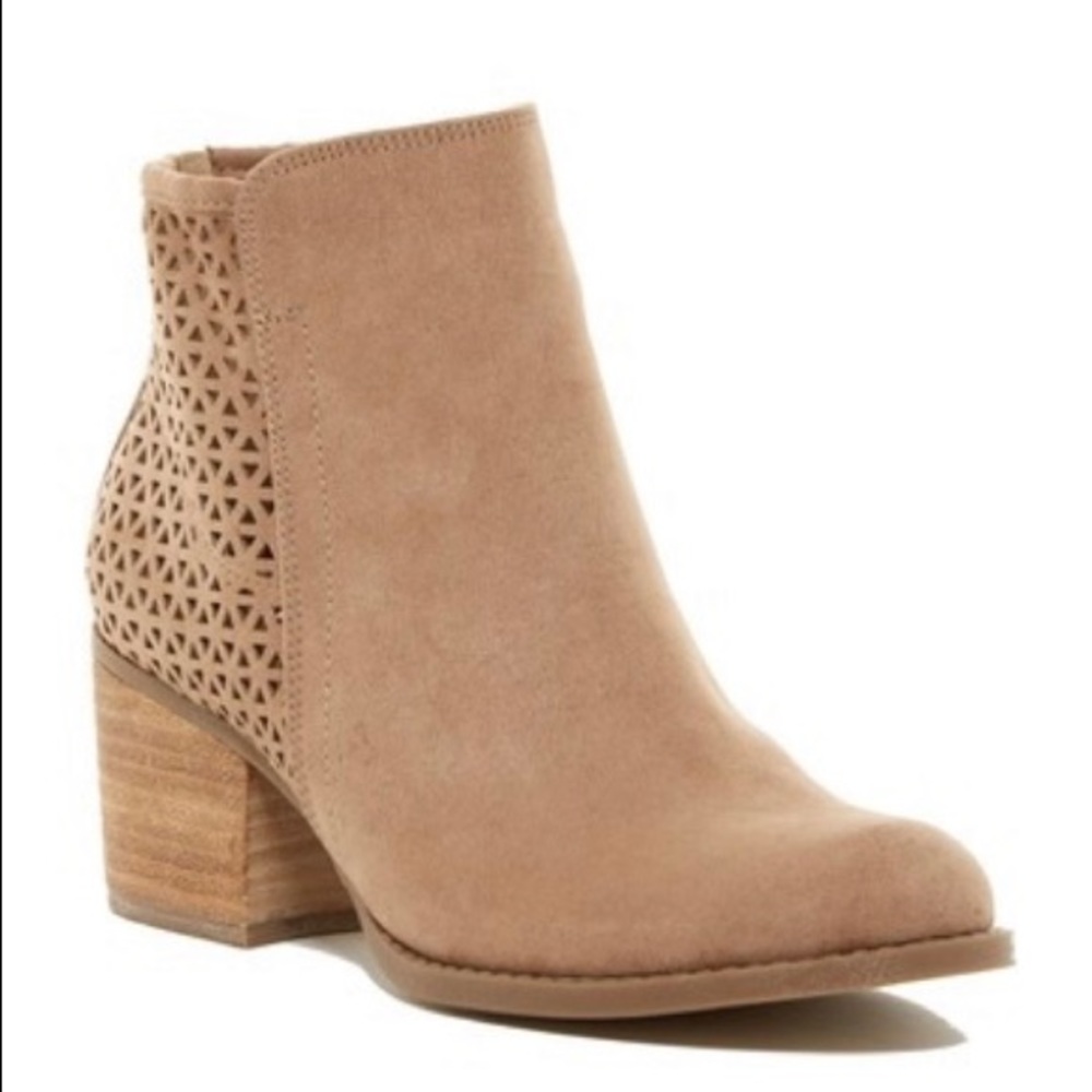 Suede Tan Ankle Boots Madden Girl Faith Perforated Bootie Faux Suede Cream 9.5